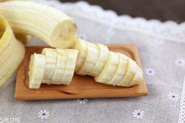 吃香蕉有什么好处呢?,吃香蕉有什么好处和坏处