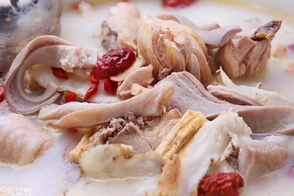 猪肚鸡有几种做法,猪肚鸡怎样做?