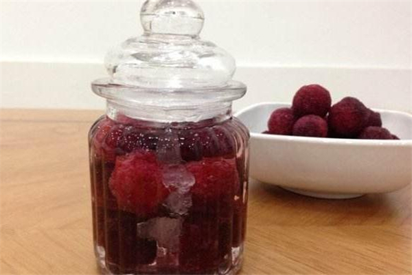 喝杨梅酒伤肾吗,男人喝杨梅酒伤肾吗