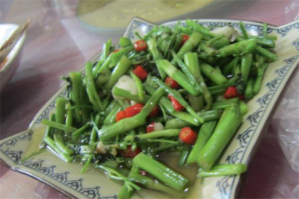 菜心杆空心是什么原因能吃吗,空心菜的杆可以吃吗