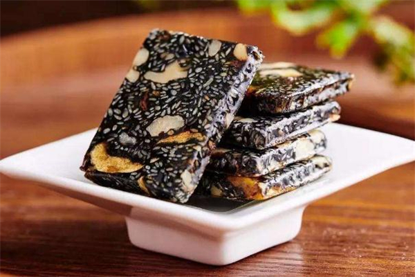 三伏天吃阿胶糕的好处对于气血两虚,三伏天吃阿胶糕的好处