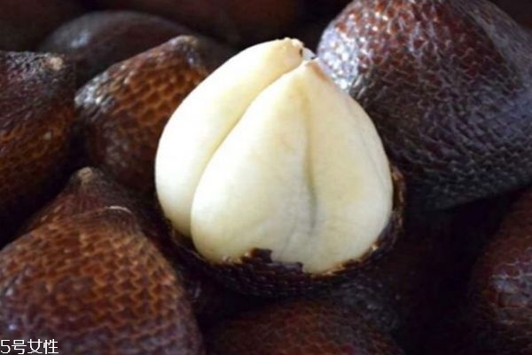 蛇皮果如何吃,蛇皮果怎么吃法