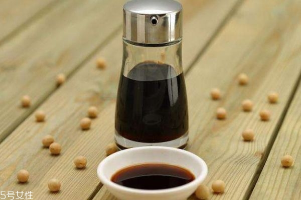 酱油吃多了会变黑吗?,小孩酱油吃多了会变黑吗