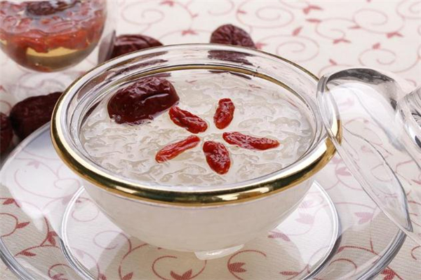 燕窝和什么一起吃可以丰胸,吃燕窝可以丰胸吗