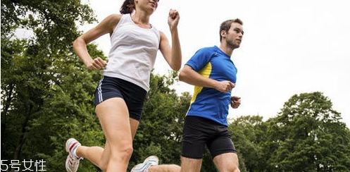 经常慢跑的好处和坏处,经常慢跑的好处