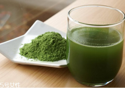 正确喝青汁的减肥方式,青汁一天喝几袋最减肥
