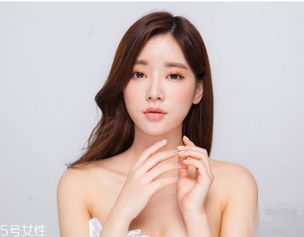 怎么让圆脸变成瓜子脸,怎样把圆脸瘦成瓜子脸