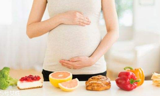 怀孕什么时候擦妊娠纹霜好,孕妇从几个月开始要涂抹防妊娠纹的霜