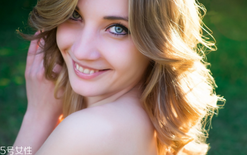 激光洗眉后有红印怎么办,激光洗眉毛后留下的红印怎么办