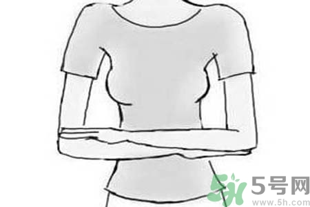 乳房一大一小是什么原因引起的,乳房一大一小是怎么回事