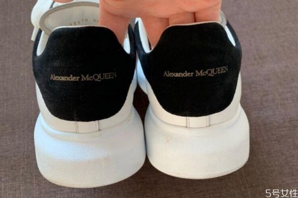 怎么辨别麦昆鞋真伪,麦昆鞋怎么看正品