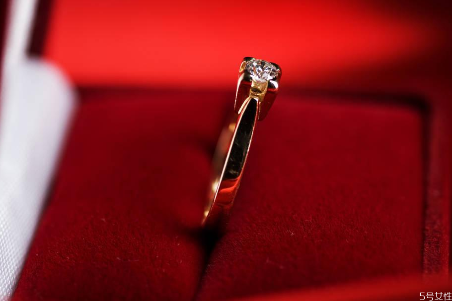 怎么查男朋友有没有买过dr戒指,怎么查男朋友有没有买过dr 怎么查男朋友有没有买过dr戒指,怎么查男朋友有没有买过dr