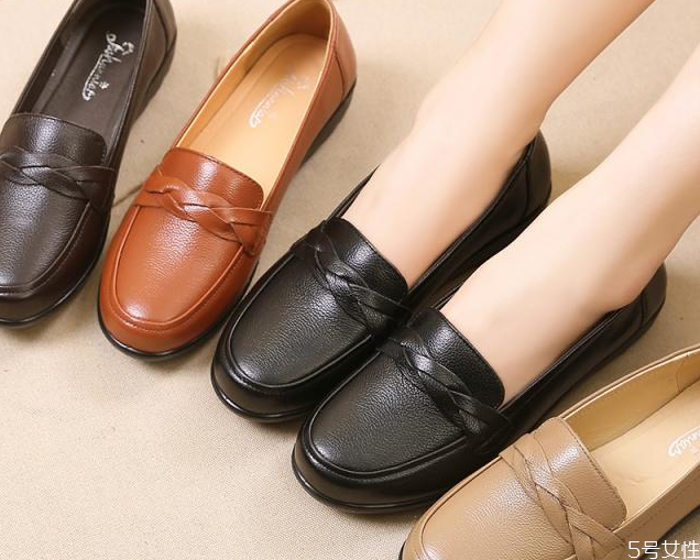 皮鞋怎么清洗和保养,皮鞋怎么清洗内部