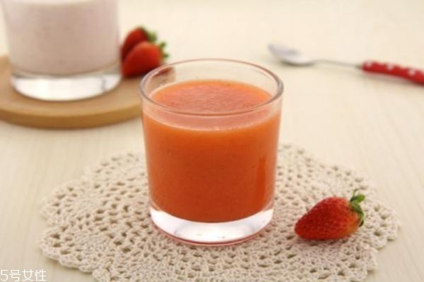 胡萝卜汁的营养价值及功效,胡萝卜汁的营养价值 胡萝卜汁的营养价值及功效,胡萝卜汁的营养价值