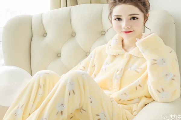 睡衣买多大尺寸的合适,睡衣穿多大合适