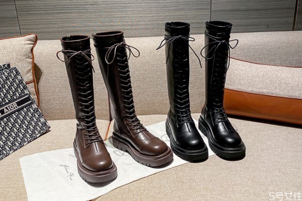 骑士靴脚踝褶皱怎么办,骑士靴脚踝处太皱怎么办