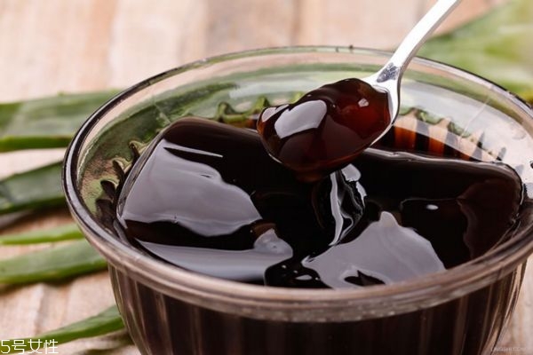 糖尿病人能吃龟苓膏吗,二型糖尿病吃龟苓膏有什么好处 糖尿病人能吃龟苓膏吗,二型糖尿病吃龟苓膏有什么好处