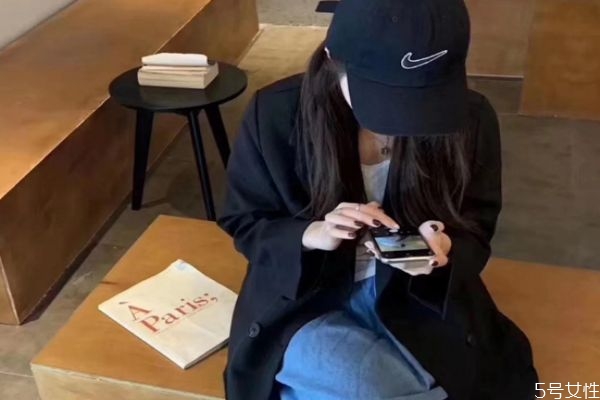 什么棒球帽的帽型好看,棒球帽搭配什么衣服