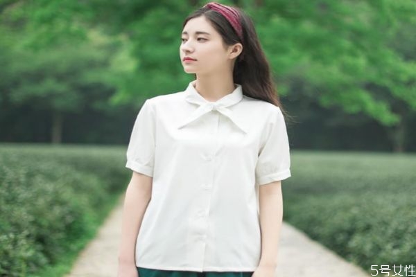 衣服放一年发黄了怎么洗漂白水,衣服放一年发黄了怎么洗柠檬