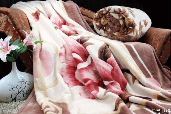 羊毛毯怎么护理,毛毯如何打理 羊毛毯怎么护理,毛毯如何打理