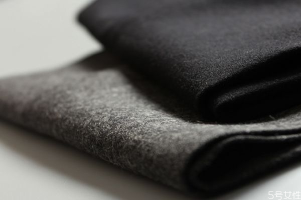 羊毛西裤多久洗一次合适,羊毛西裤多久洗一次