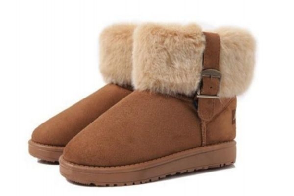 雪地靴可以清洗内部吗,雪地靴内部怎么清洗