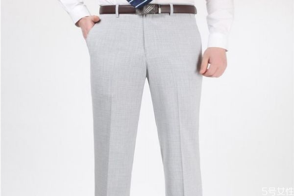 西裤的中间线用不用熨平,西装裤中间那条线要不要熨平