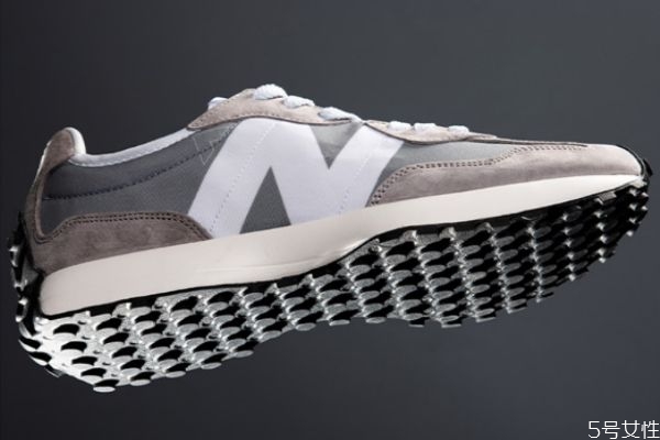 运动鞋鞋舌头老是歪怎么处理,穿运动鞋鞋舌头老是歪为什么