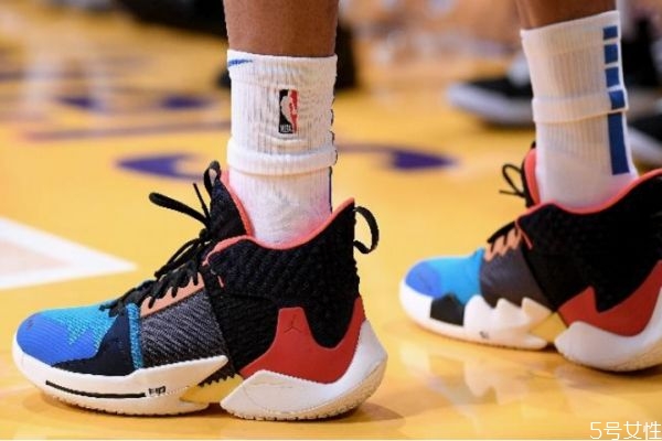 威少2气垫鼓包怎么办,威少3气垫鼓包