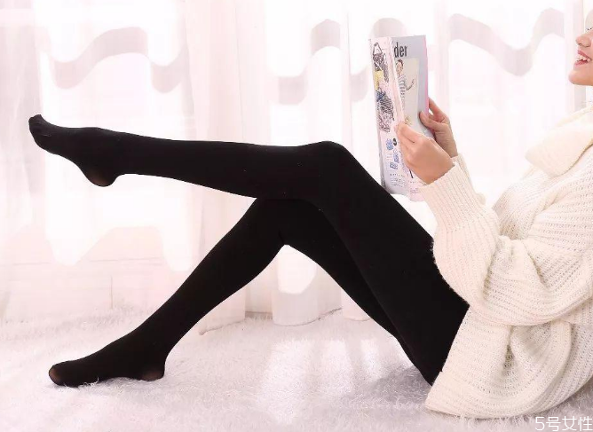 踩脚裤上滑怎么固定,踩脚裤往上滑怎么办