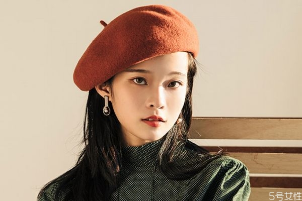 适合短发的帽子图片,女士短头发适合戴什么样的帽子