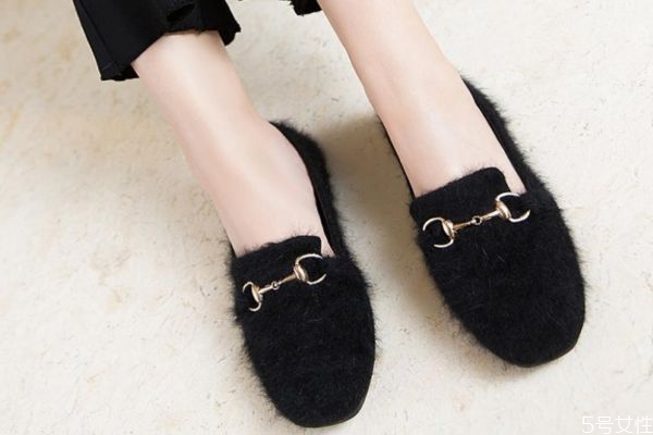 豆豆鞋冬季怎么搭配,豆豆鞋冬季怎么搭配衣服