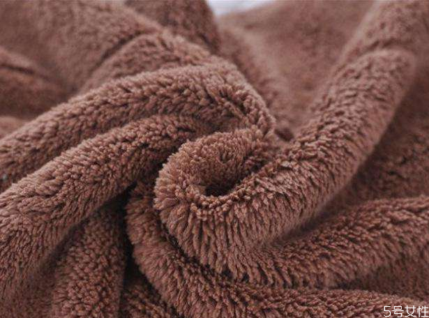 洗珊瑚绒睡衣小窍门,珊瑚绒睡衣用什么洗最干净 洗珊瑚绒睡衣小窍门,珊瑚绒睡衣用什么洗最干净