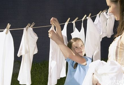 咖喱渍洗了变红怎么办,咖喱变红怎么去掉