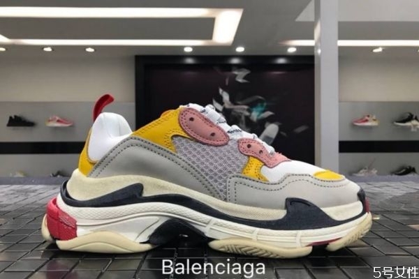 老爹鞋怎么搭配衣服,老爹鞋的搭配技巧男