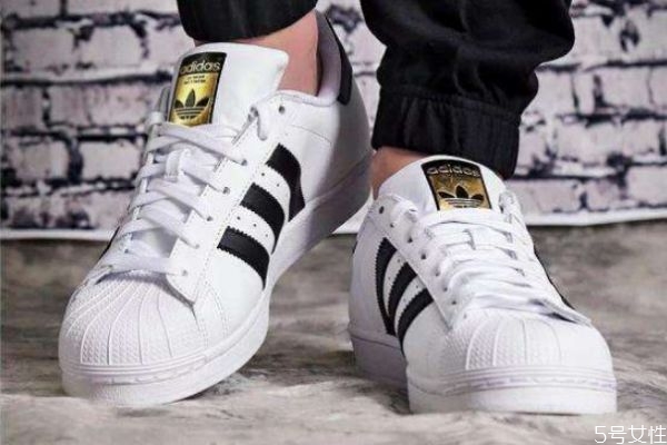 贝壳头鞋子怎么清洗,贝壳鞋头怎么清洗