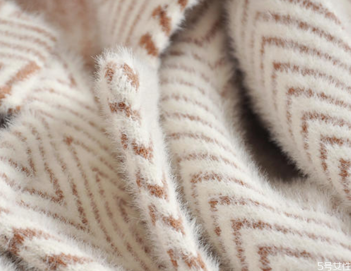 仿貂绒可以水洗吗,仿制的水貂绒怎么洗