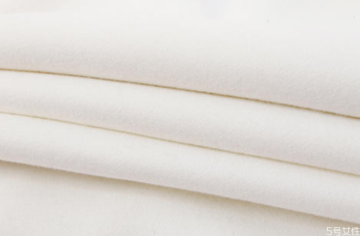 什么面料的裤子弹性好,什么布料弹性最好 什么面料的裤子弹性好,什么布料弹性最好