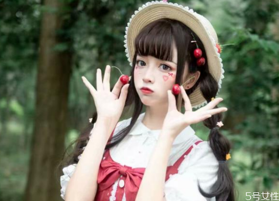 穿lolita一定要穿内搭吗,lolita内搭随便穿行吗 穿lolita一定要穿内搭吗,lolita内搭随便穿行吗