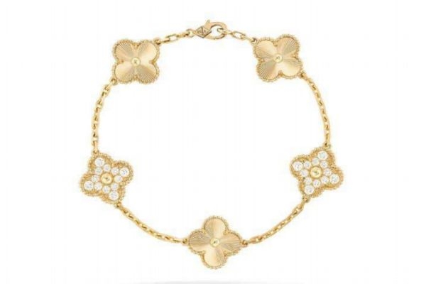 梵克雅宝手链五花好还是单花,梵克雅宝5花手链哪个最好看