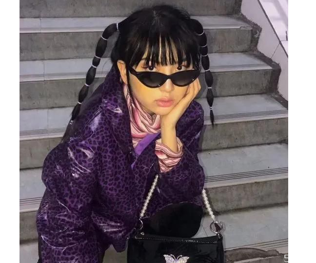 y2k风格特点,什么是y2k风格