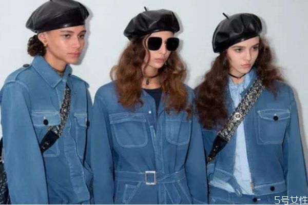 有绳子的贝雷帽戴法,贝雷帽里面的绳子怎么系