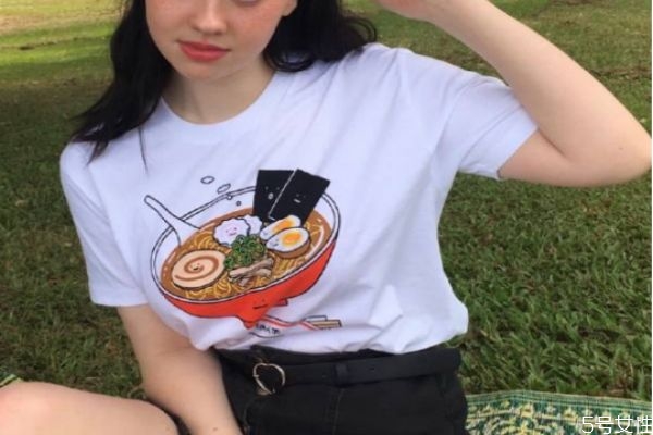 印花t恤图案洗皱了怎么办,带有印花的衣服怎么洗 印花t恤图案洗皱了怎么办,带有印花的衣服怎么洗