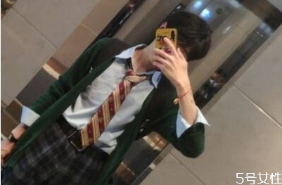 dk制服和jk制服有什么区别,正版jk制服是什么样的