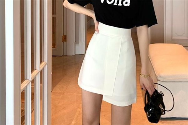 a字裙和伞裙的区别,伞裙好看还是a字裙好看