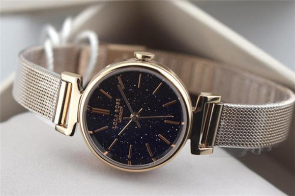 lolarose手表表带怎么调节,lola rose表带怎么调节教程 lolarose手表表带怎么调节,lola rose表带怎么调节教程