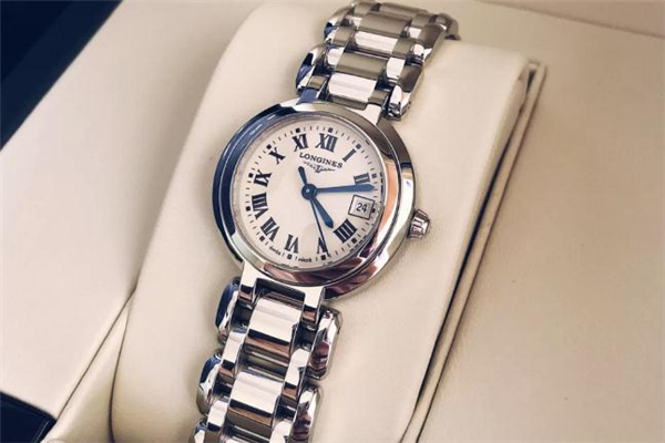 浪琴和雷达哪个档次高啊?,浪琴好还是雷达好