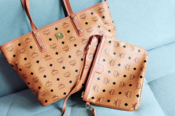 托特包是什么什么包,什么叫托特包包