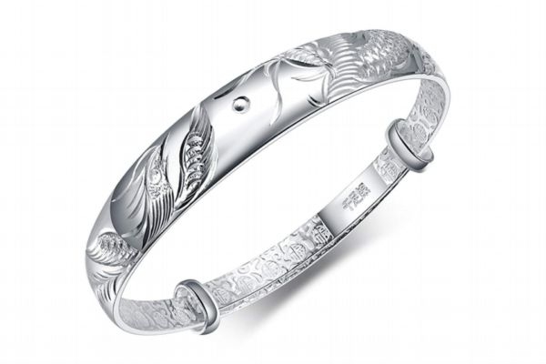 925银和999银的区别哪个好,925银和999银的区别哪个贵