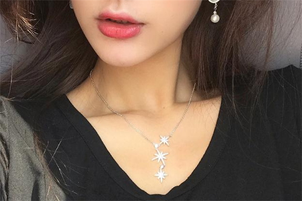 apm六芒星项链怎么打开,apm六芒星手链